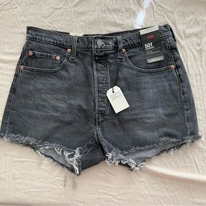 NWT Levi’s Black 501 High Rise Shorts Size 32
